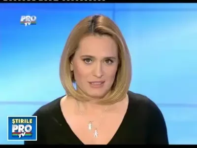 Angelina Jolie iti ia respiratia pe covorul rosu. Topul aparitiilor sexy!