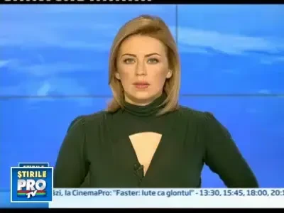 Atentie, pietoni! Cad bucati din cladirile vechi