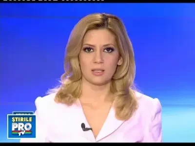 Sapte persoane ranite dupa ce o drezina a lovit un tren de marfa