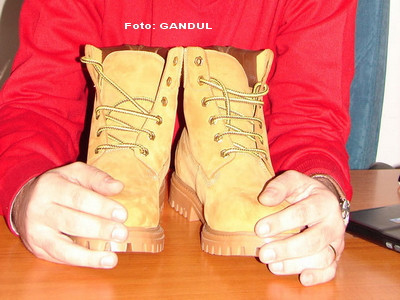 Clujana, mandria romaneasca! Bocancii care au incaltat armata SUA