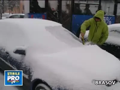 Iarna s-a instalat in Romania! Brasovul sub zapada