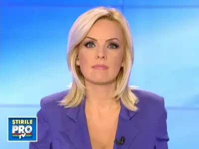 Asta-i mai lipsea! Vladimir Putin canta cu vocea si la pian