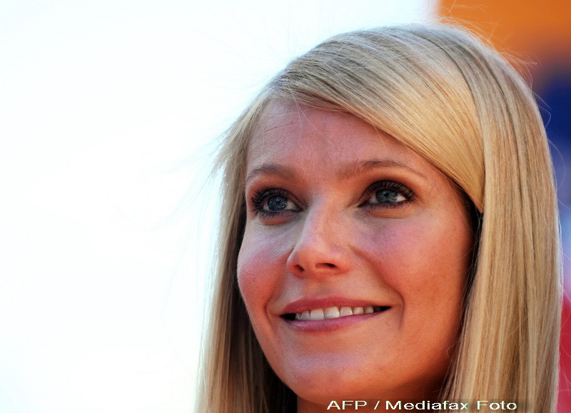 Gwyneth Paltrow se reinventeaza si o da pe muzica. Se vrea star pop