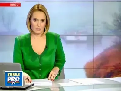 Clipe de groaza pe Dunare! Calatorii unui bac au plutit in deriva trei ore