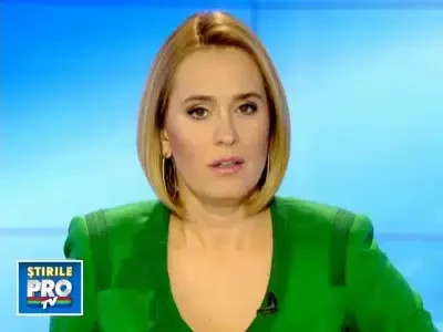 Urmarire cu impuscaturi! A trecut pe rosu, a lovit cateva masini si a fugit