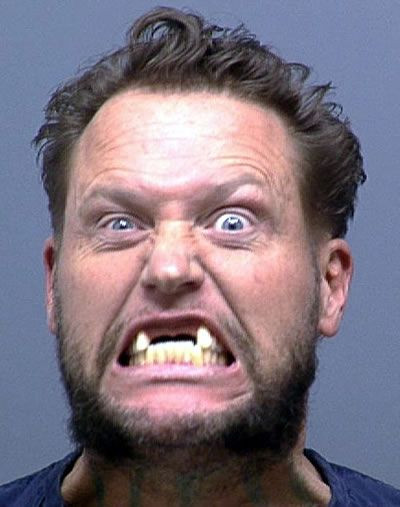 Cele mai bizare 12 poze de dosar din 2010