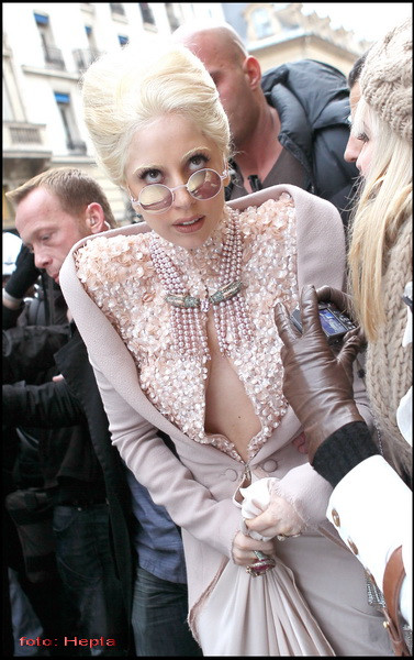 Cele mai tari aparitii ale lui Lady Gaga in 2010