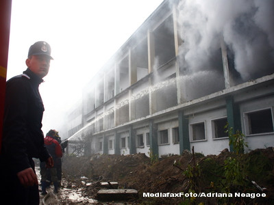 Incendiu in Targu Mures! Oamenii strazii au facut foc sa se incalzeasca
