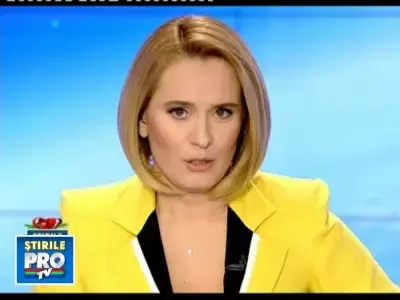 A incercat sa salveze un catel si a ramas blocat in gheata de pe lac