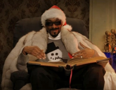 Snoop Dogg iti spune o poveste de Craciun! VIDEO