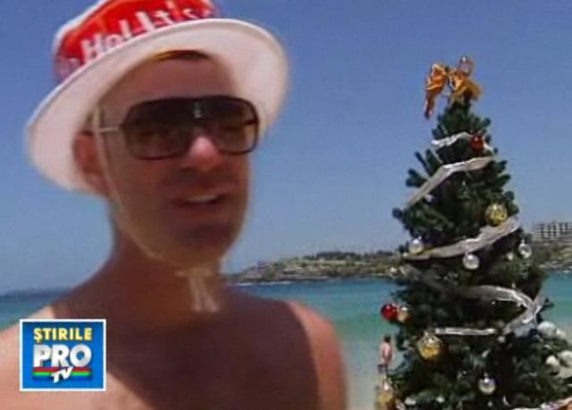 Un altfel de Craciun! Australienii sarbatoresc in costum de baie, pe plaja