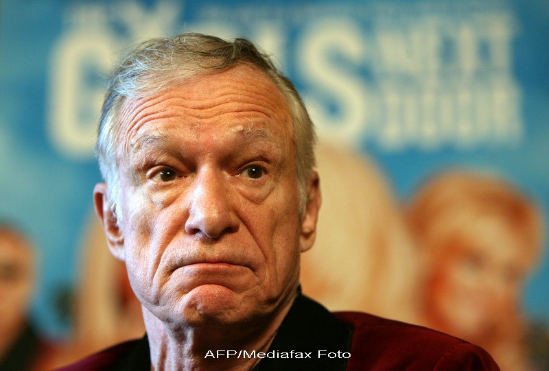 Hugh Hefner nu se lasa cu una cu doua. Vezi cum arata noua lui iubita