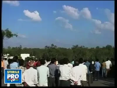 Imagini spectaculoase pe cerul Indiei. O racheta a explodat dupa lansare