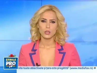 Noroc chior! Au scapat cu viata, dupa ce masina a fost lovita de tren