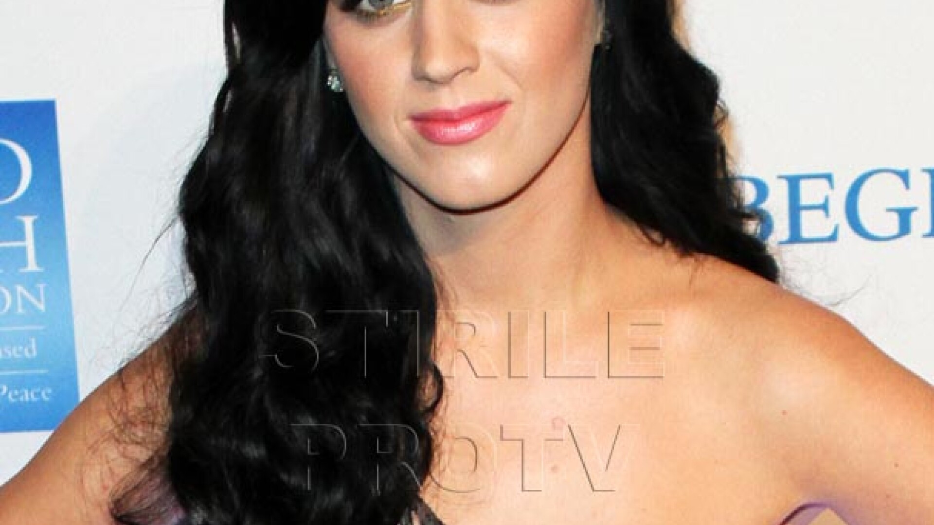 I-a copt-o sotul via Twitter:Katy Perry, pozata fara machiaj.Vezi cum arata