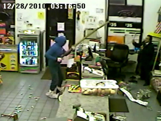 Jaf cu o prajina. Mai ceva ca la cascadorii rasului! VIDEO