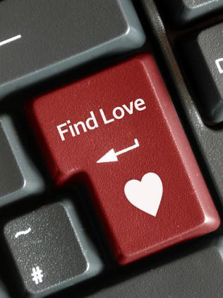 Site-urile de dating, o afacere profitabila! Au angajat specialisti in PR