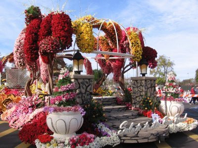 Parada Traditionala a Trandafirilor a strans 700.000 de oameni in Pasadena