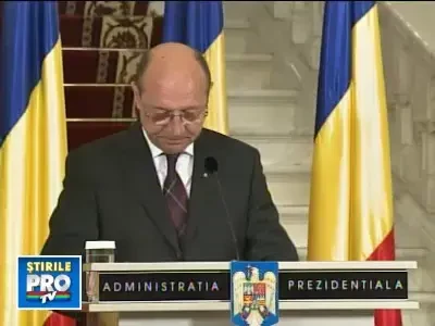 Basescu: Se vor reduce orele de predare. Afla ce prevede Legea educatiei
