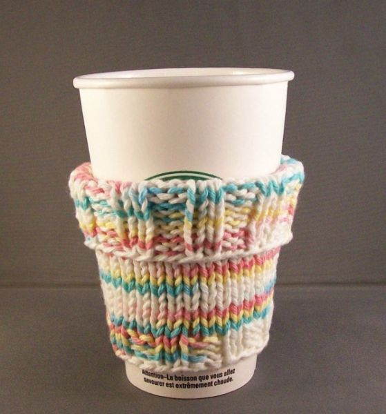 I-a tricotat haina masinii! Ca sa nu i se faca frig la -10 grade