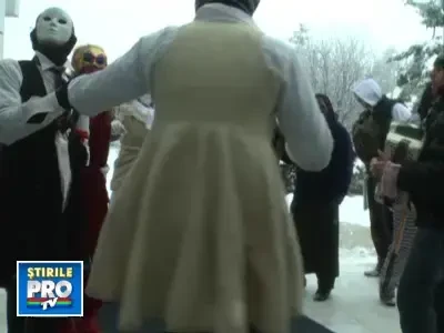 De Boboteaza,Becali a sarbatorit Julamila in Pipera la fel ca toti aromanii