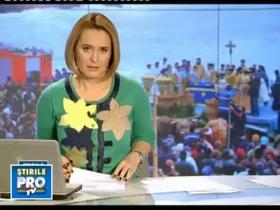 De Boboteaza, mii de crestini au indurat frigul ca sa primeasca iertare