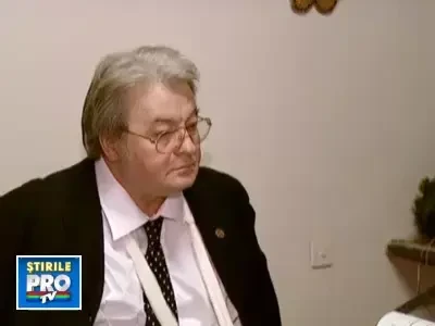 Vadim Tudor, la spital. Si-a rupt mana