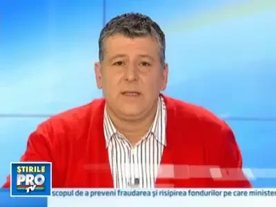 A scapat cu zile! O fetita, cat pe ce sa fie calcata de tren