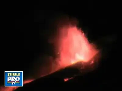 Vulcanul Etna s-a trezit