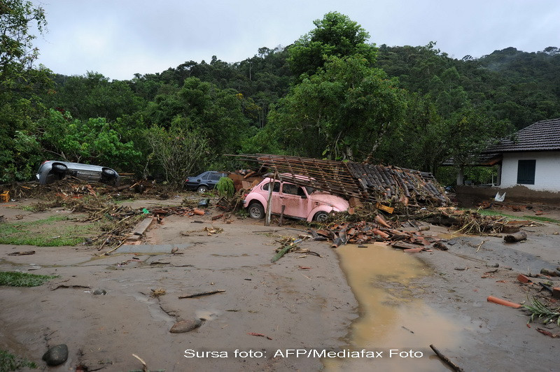 inundatii Brazilia