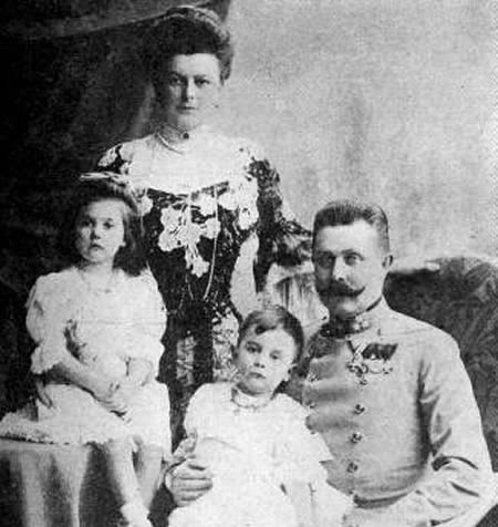 Arhiducele Ferdinand si sotia sa, Sophie Chotek