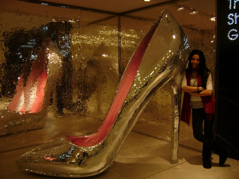 Corina Caragea a sarbatorit Revelionul si ziua ei la 39 de grade