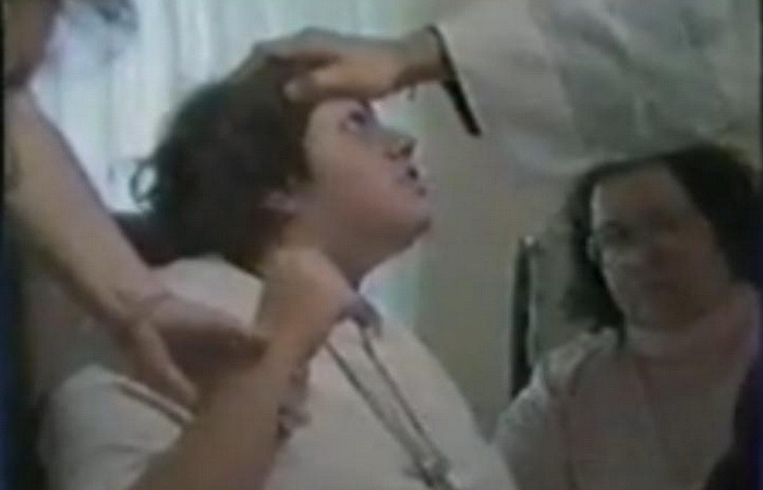 Papa Benedict, in lupta directa cu Diavolul. Detalii in premiera despre exorcizarile de la Vatican