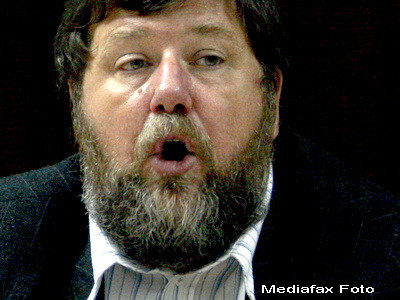 Boc i-a trimis pe sindicalisti si pe patronate sa-si faca temele