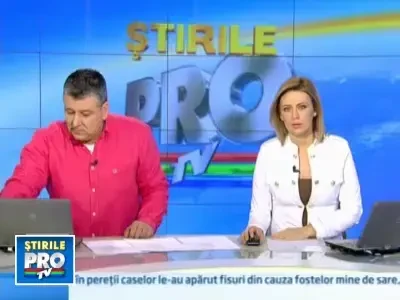 Autobuz facut scrum: o femeie bolnava psihic i-ar fi dat foc. Video