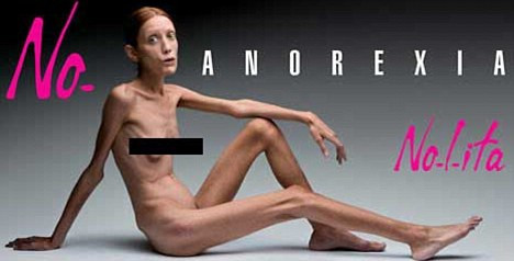 Mama modelului francez care a murit din cauza anorexiei s-a sinucis