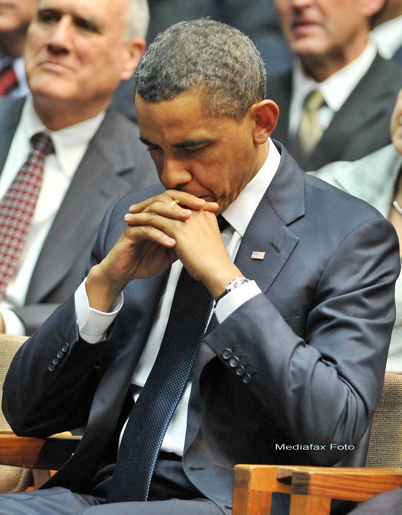 Vesti de la Casa Alba: Obama nu-si vopseste parul si s-a lasat de fumat