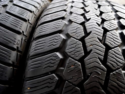 Ce amendă riști dacă nu ai anvelope de iarnă. Când trebuie schimbate cauciurile de vară cu cele de iarnă în 2025