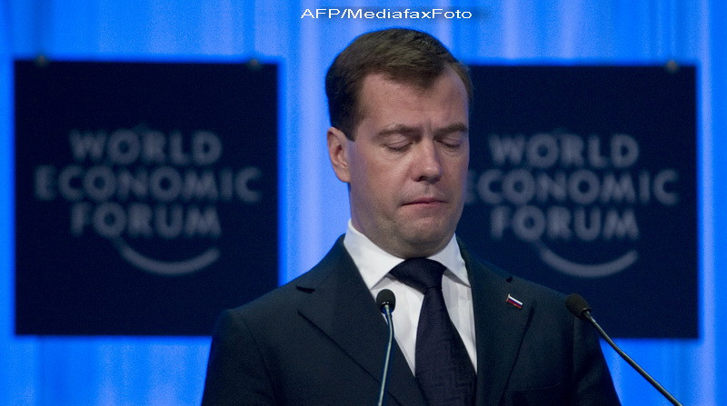 VIDEO. Dmitri Medvedev pe ringul de dans. Rusii se prapadesc de ras