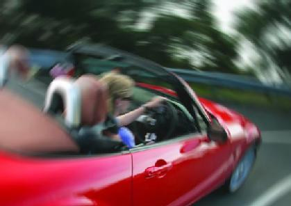 Asigurarile mai ieftine pentru femei, considerate "o discriminare" de UE