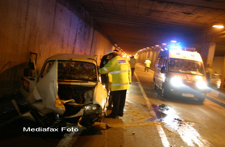 Accident in Pasajul Unirii provocat de un tanar baut la volan