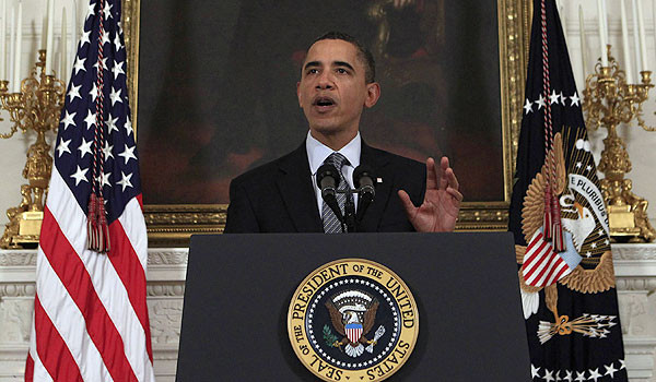 Obama il ameninta pe Ghaddafi cu o interventie militara