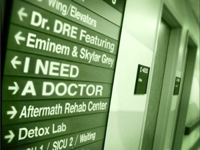 Dr. Dre lanseaza varianta finala a piesei 'I Need A Doctor'