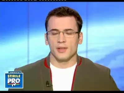 A ajuns sub rotile unei masini dupa ce a furat scuterul tatalui sau