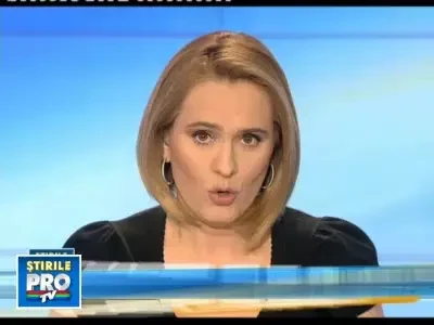 A cazut pe sinele de la metrou in timp ce butona la o consola. Video