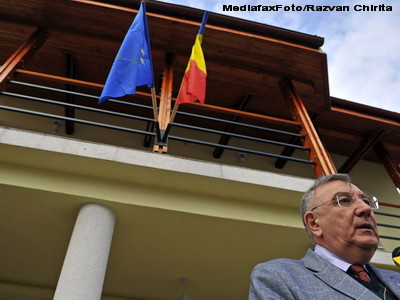 PDL vrea dezbatere pe Legea Capitalei: Desfiintarea primariilor de sectoare