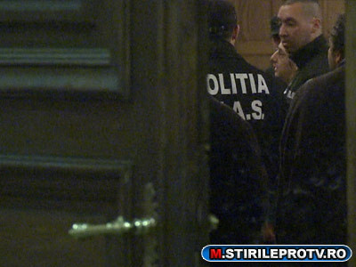 62 de politisti de frontiera si vamesi de la Siret, trimisi in judecata