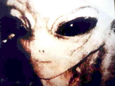 Un cunoscut fizician avertizeaza: in cel mult 100 de ani ne vom intalni cu extraterestrii