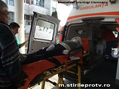 Accident de munca grav pe Santierul Naval din Tulcea. Un barbat e tinut in viata doar de aparate