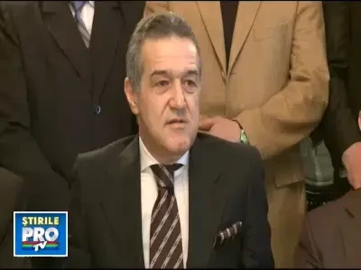 Becali: V-am zis ca Basescu vrea sa-mi lase mie tronul